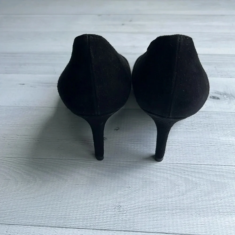Gucci Vintage Black Suede Knotted Gold Lined Peep Toe Pumps Size 7